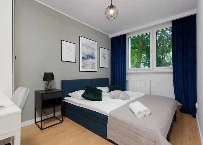 Beautiful Two-bedroom Bielany By Renters *