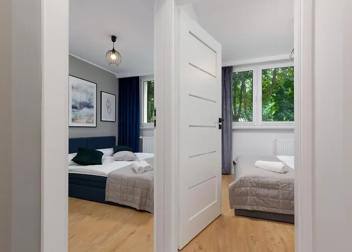 Beautiful Two-bedroom Bielany By Renters Apartment *