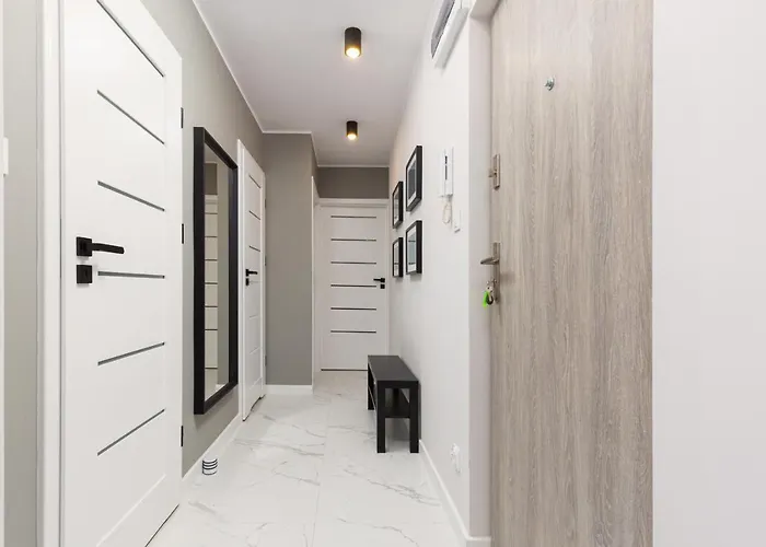 Beautiful Two-bedroom Bielany By Renters