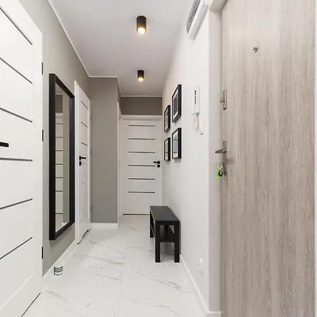 Beautiful Two-bedroom Bielany By Renters
